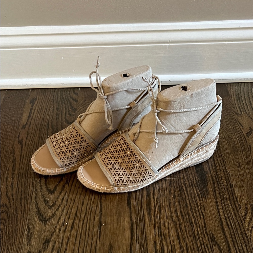 Franco Sarto Women's Tan Wedge Sandals, size 9